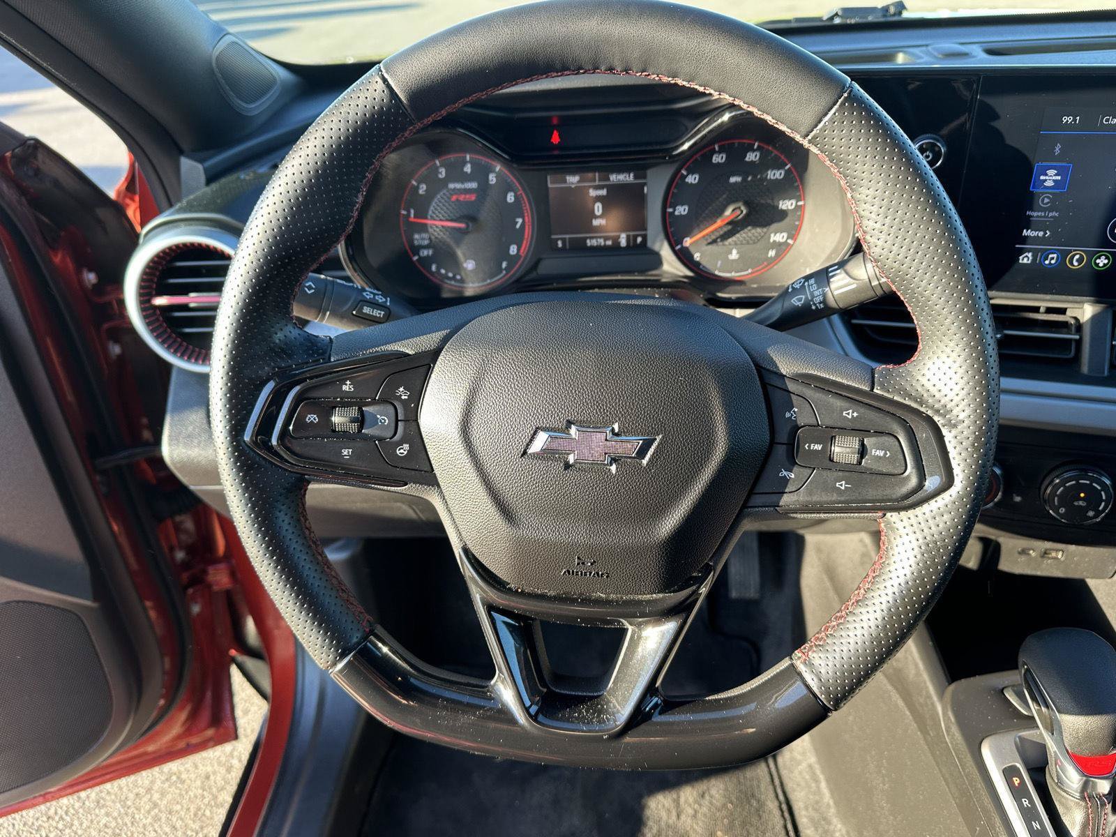 Used 2024 Chevrolet Trax RS w/ Driver Confidence Package FWD image 24