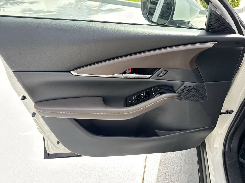 Used 2022 MAZDA CX-30 AWD 2.5 S w/ Premium Package image 39