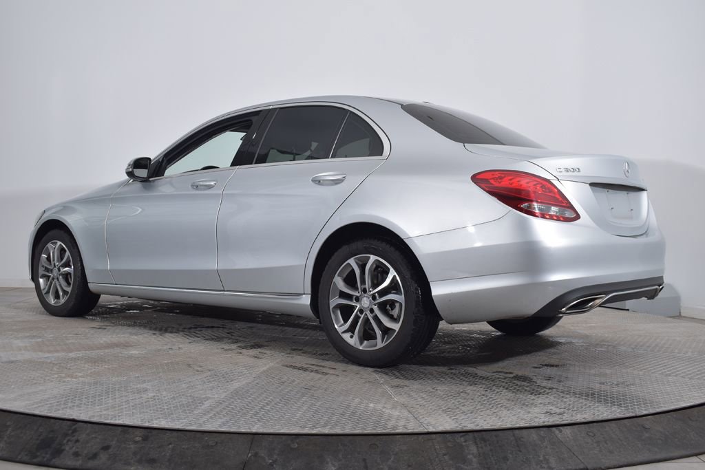 Used 2016 Mercedes-Benz C 300 4MATIC Sedan image 3