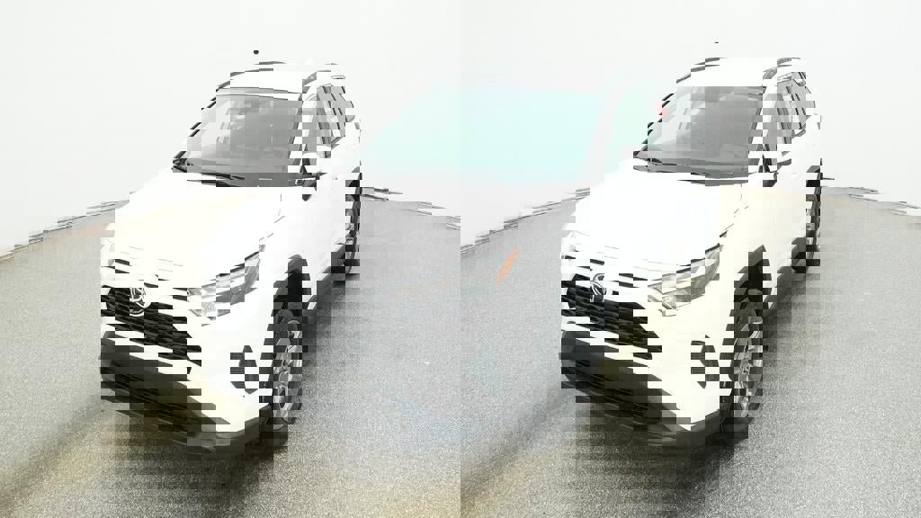 New 2025 Toyota RAV4 XLE image 17