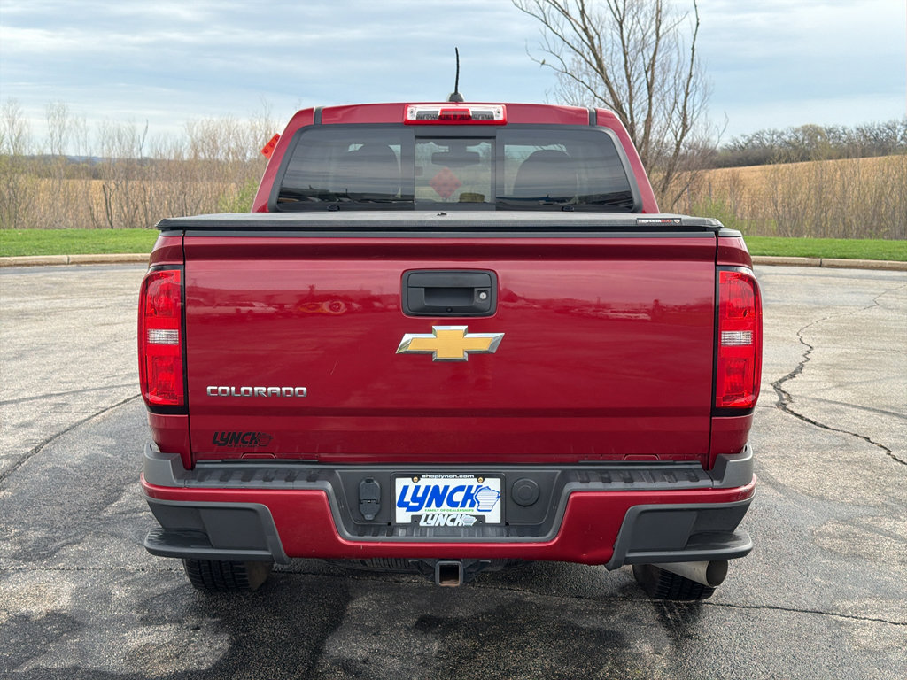 Used 2018 Chevrolet Colorado Z71 AWD/4WD image 3