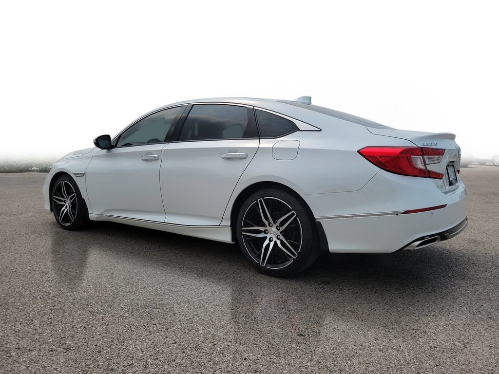 Used 2021 Honda Accord Touring image 3