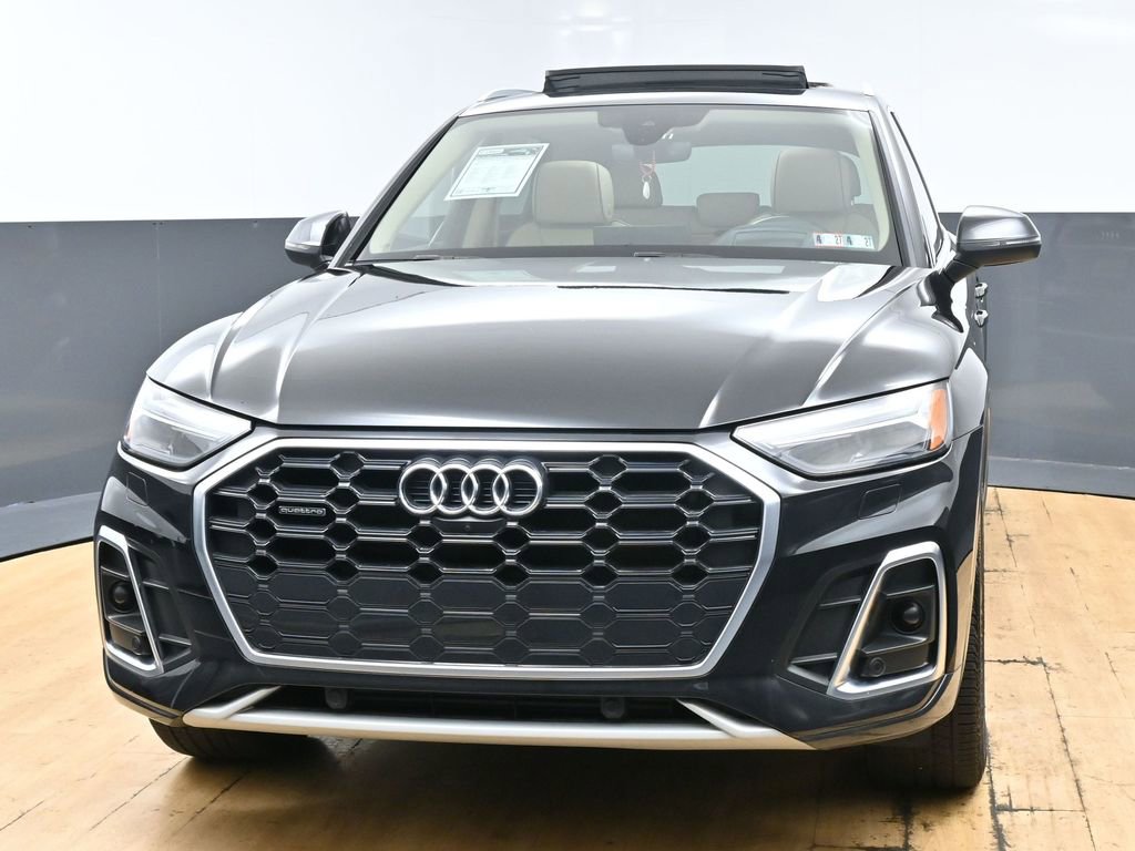 Used 2023 Audi Q5 2.0T Prestige w/ Prestige Package image 5