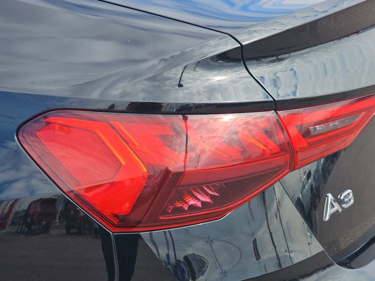 Used 2023 Audi A3 2.0T Premium image 34