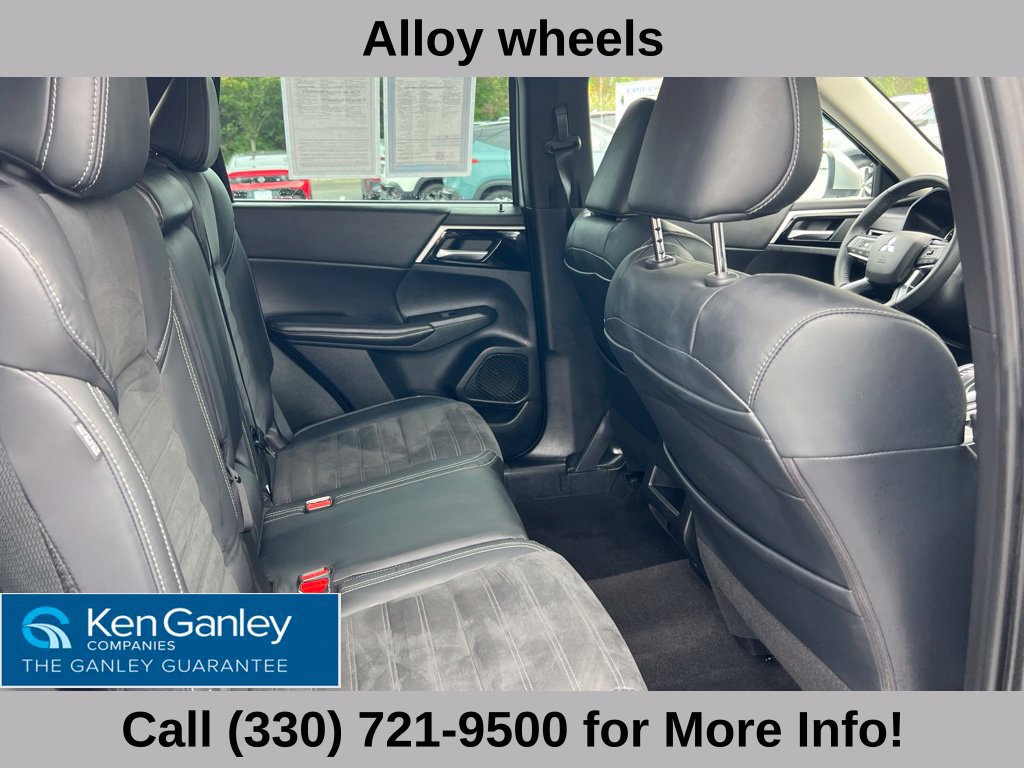 Used 2023 Mitsubishi Outlander SE AWD/4WD image 55