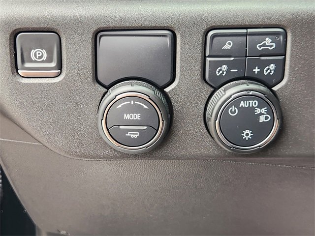 Used 2025 Chevrolet Silverado 1500 LT w/ Safety Package image 21