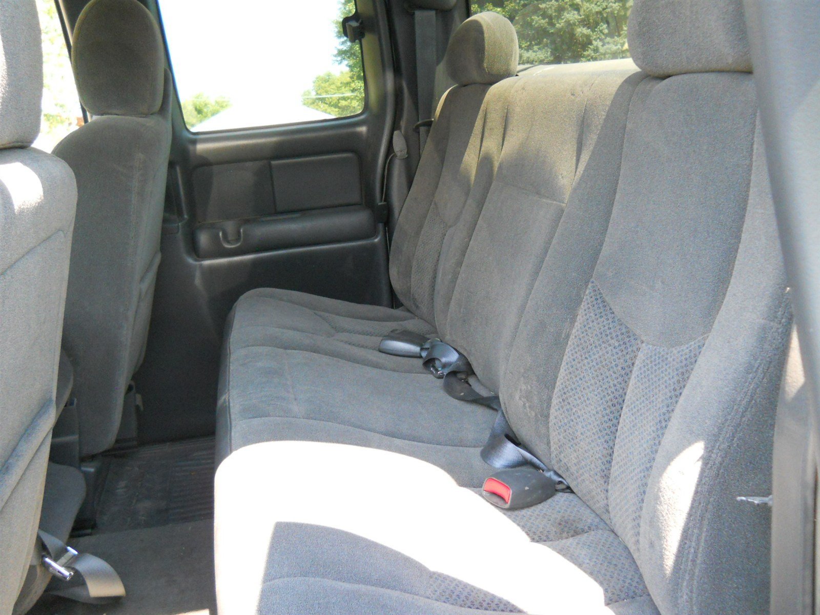 Used 2004 Chevrolet Silverado 1500 LS w/ Light Duty Power Package RWD image 5