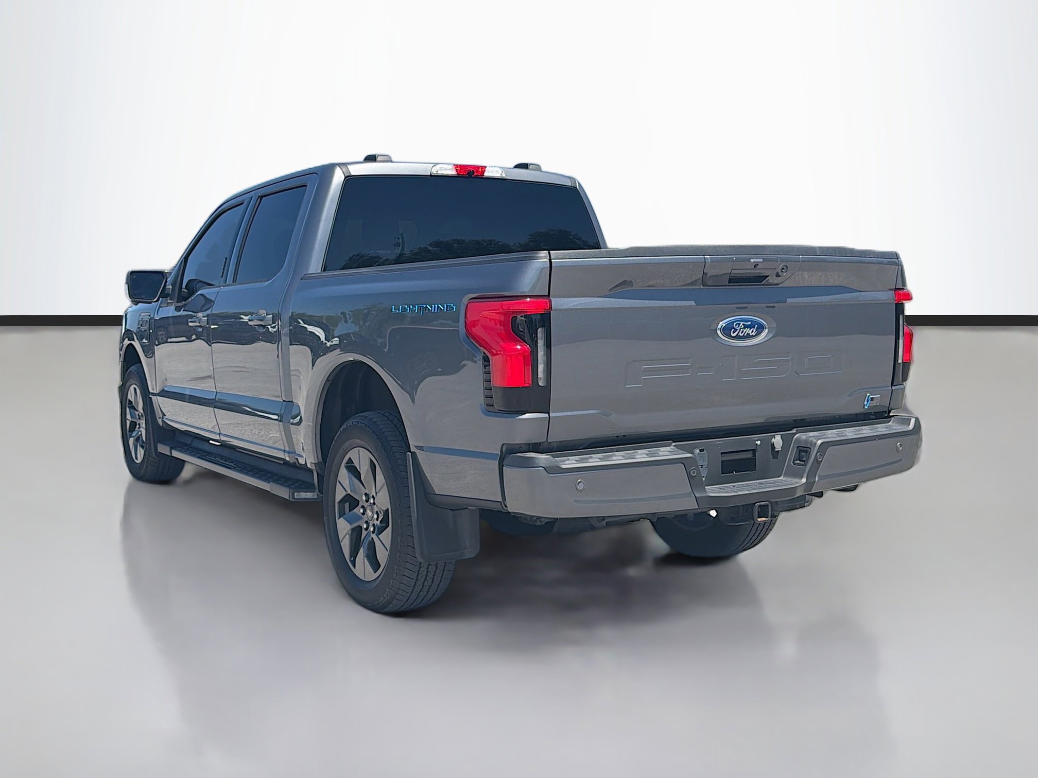 Used 2023 Ford F150 Lightning XLT w/ Equipment Group 312A High image 3