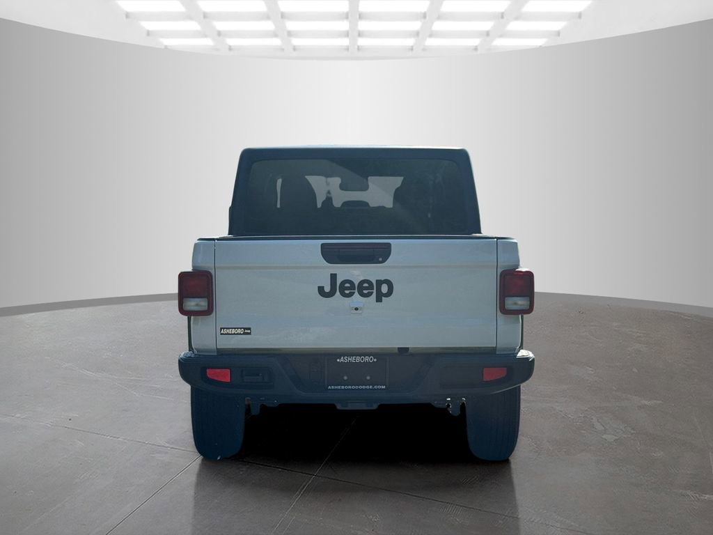 New 2025 Jeep Gladiator Sport image 5