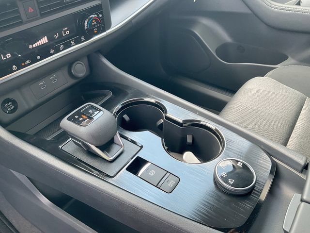 New 2026 Nissan Rogue SV w/ Cold Weather Package AWD/4WD image 27