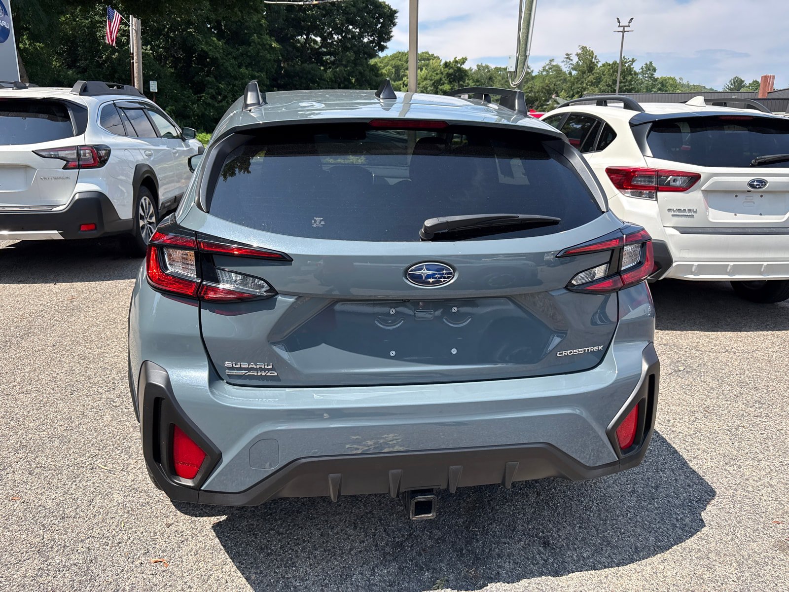 Used 2024 Subaru Crosstrek 2.0i Premium AWD/4WD image 6