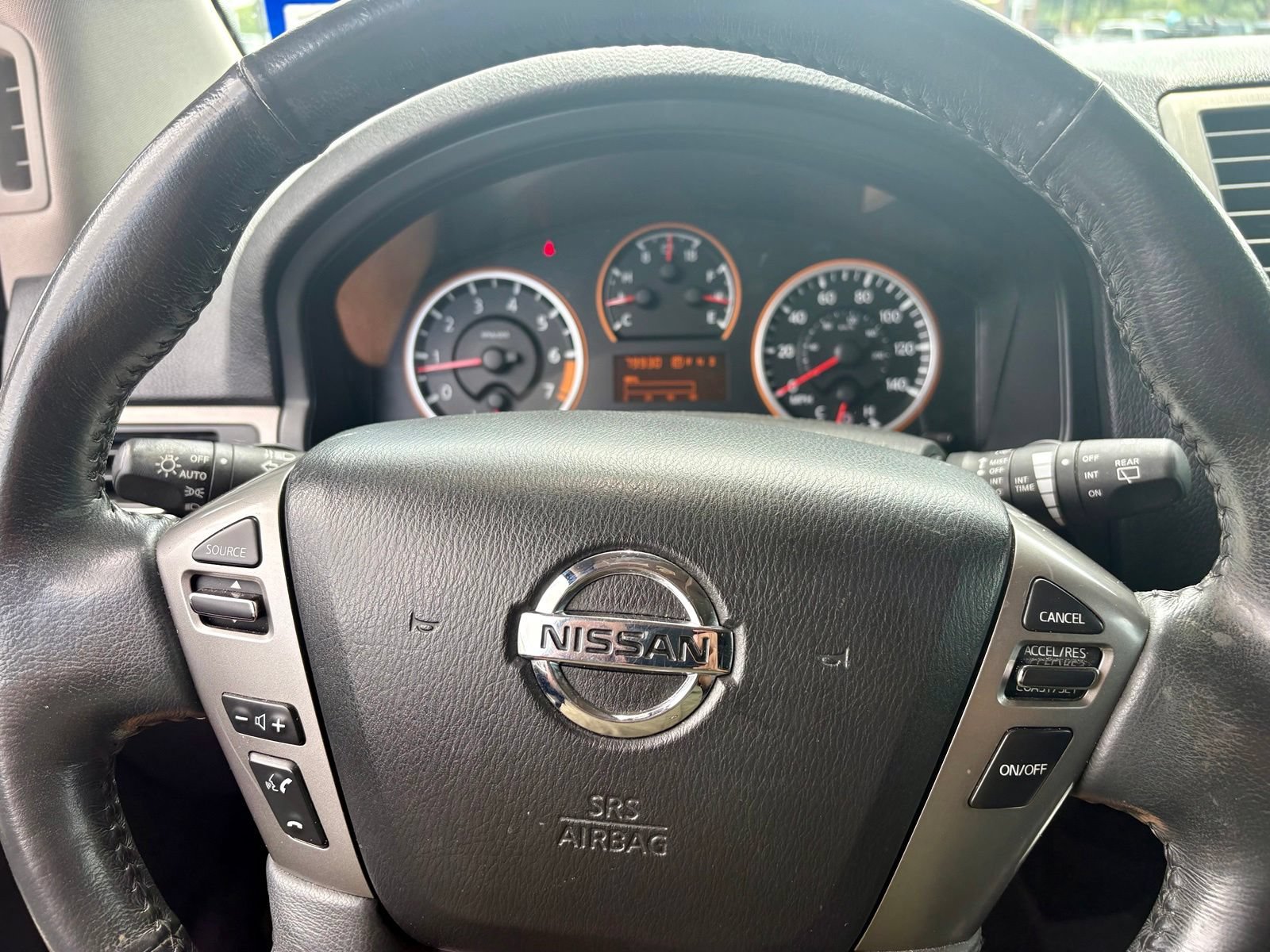 Used 2015 Nissan Armada SV RWD image 14