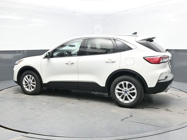 Used 2021 Ford Escape SE w/ Cold Weather Package AWD/4WD image 4