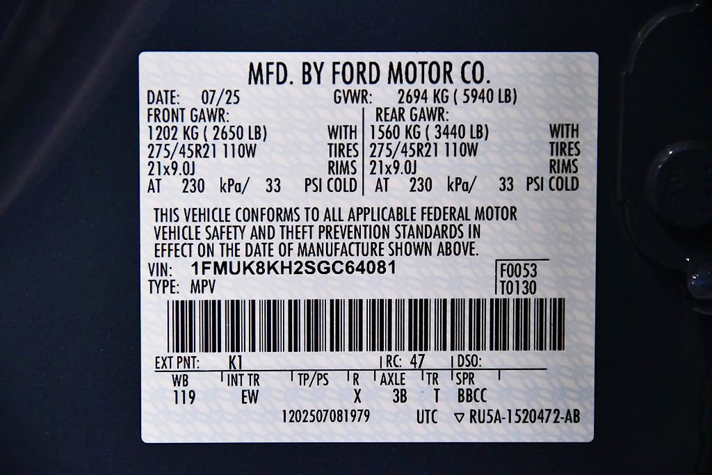 Used 2025 Ford Explorer ST-Line w/ Premium Package image 14