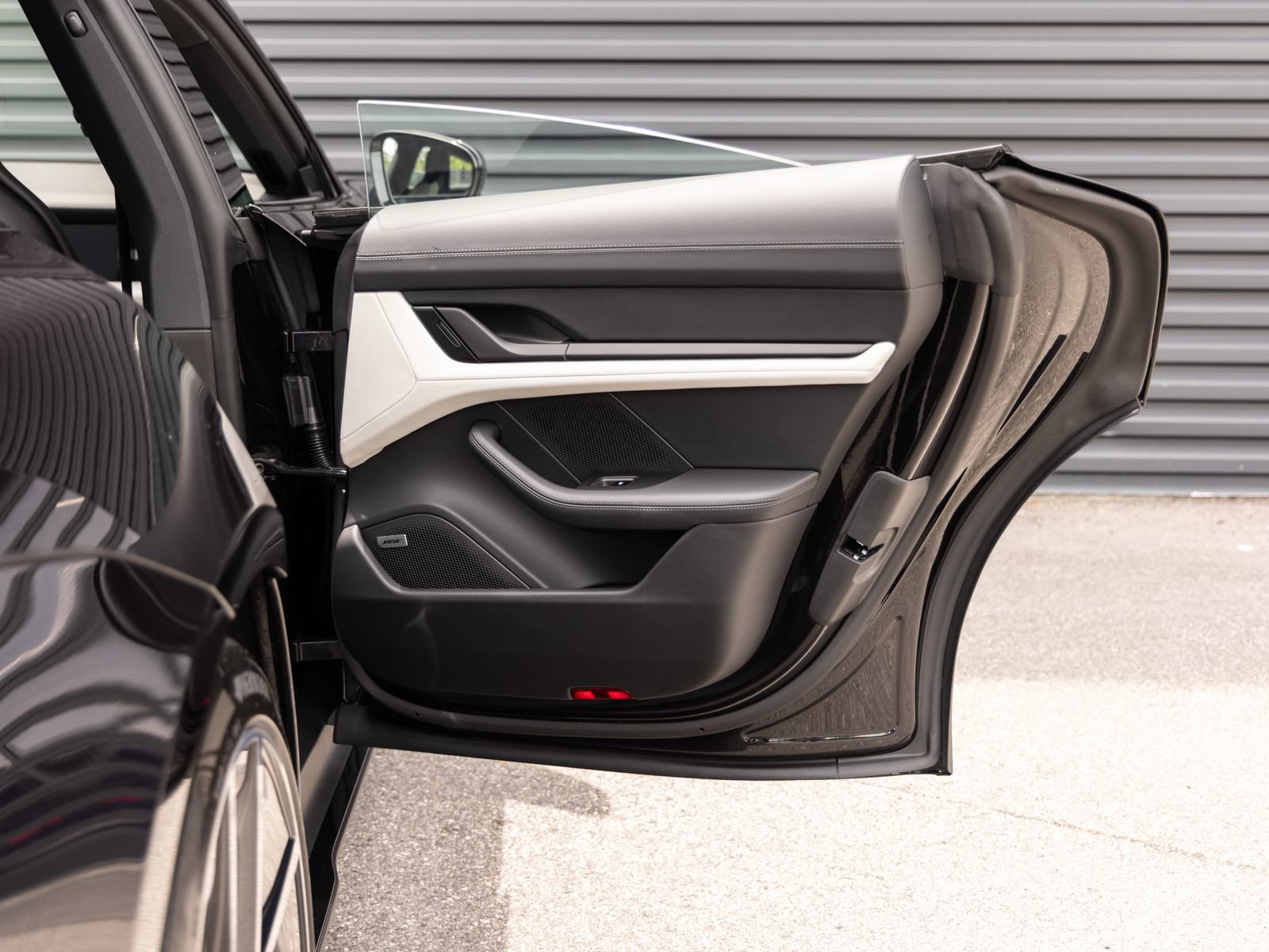 New 2026 Porsche Taycan AWD/4WD image 26