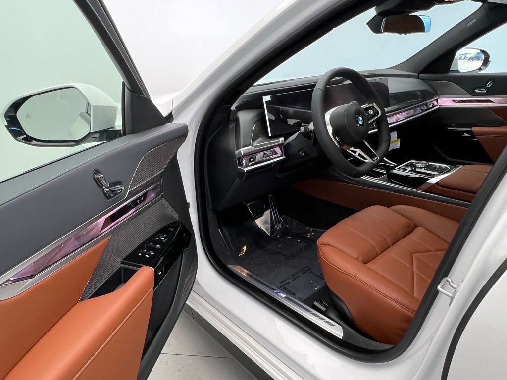 New 2026 BMW 740i w/ Executive Package image 21