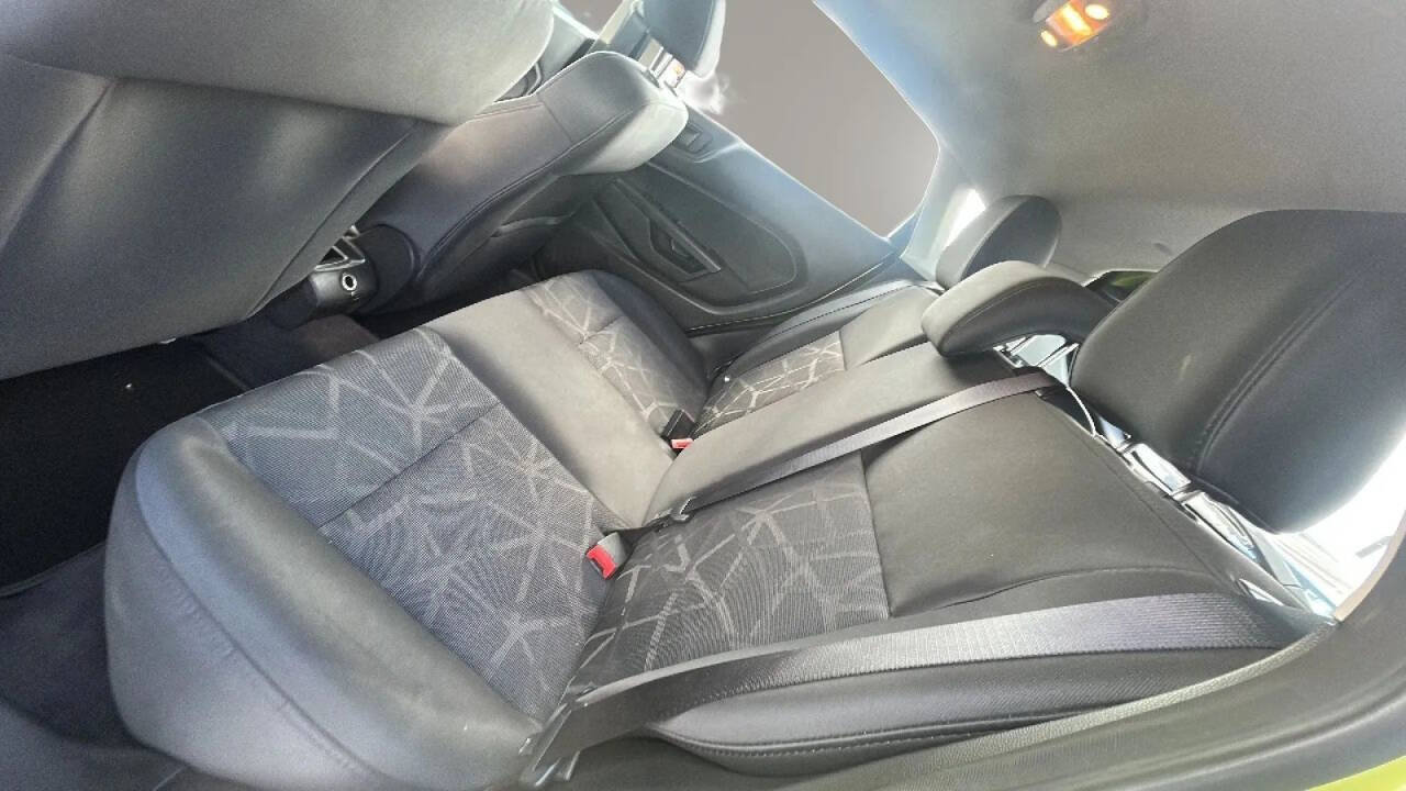 Used 2012 Ford Fiesta SES FWD image 10