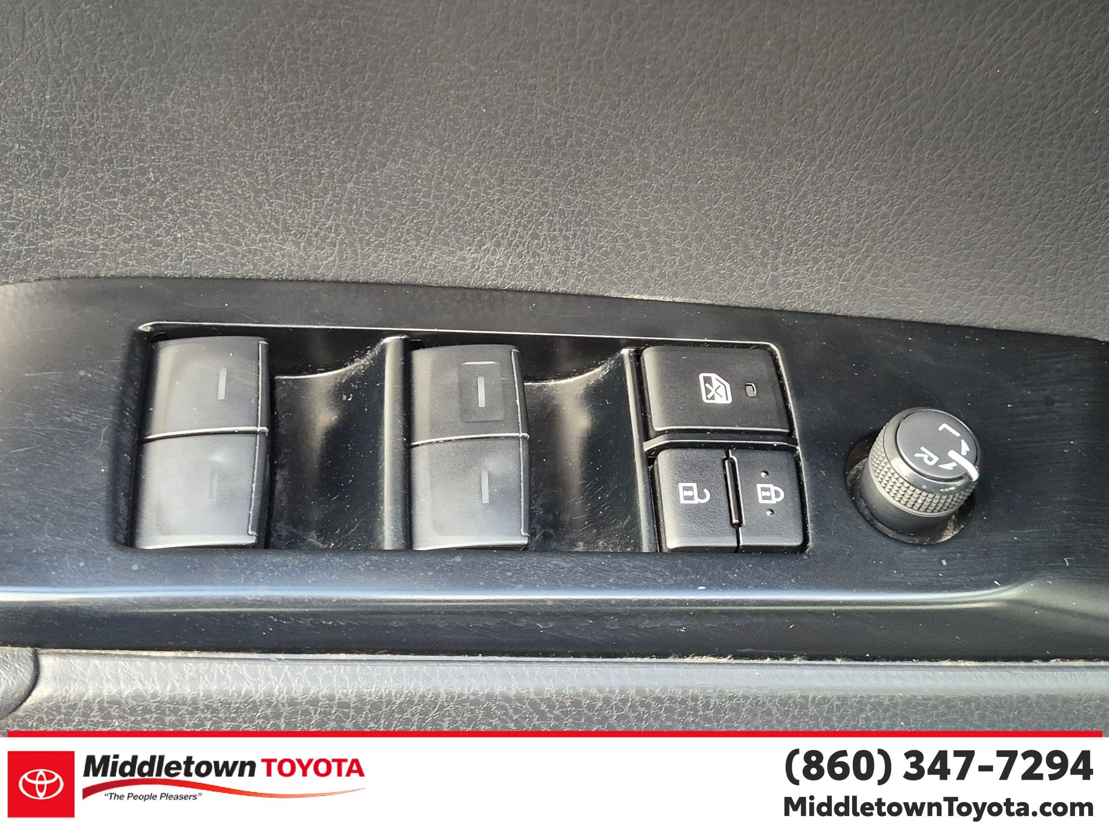 Certified 2025 Toyota Camry SE FWD image 12