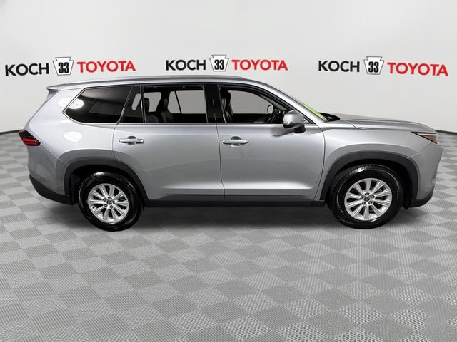 Used 2025 Toyota Grand Highlander AWD image 9