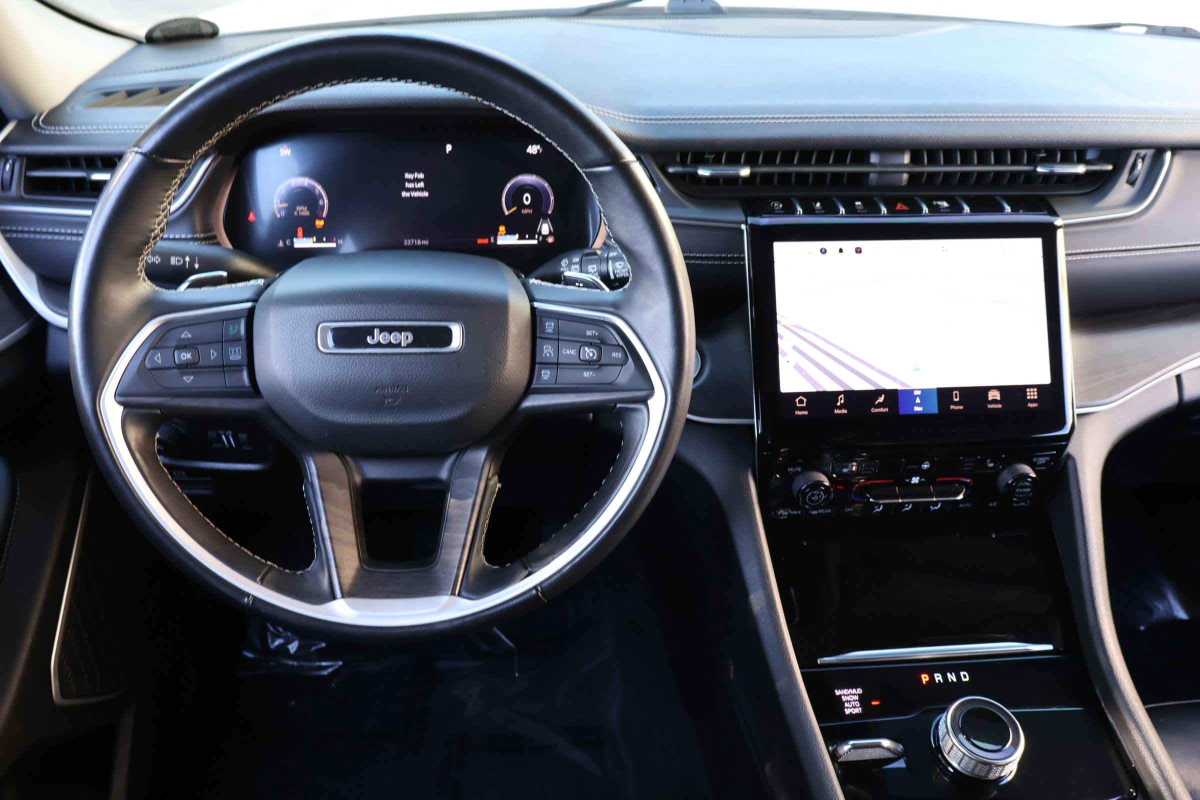 Used 2022 Jeep Grand Cherokee L Limited image 20