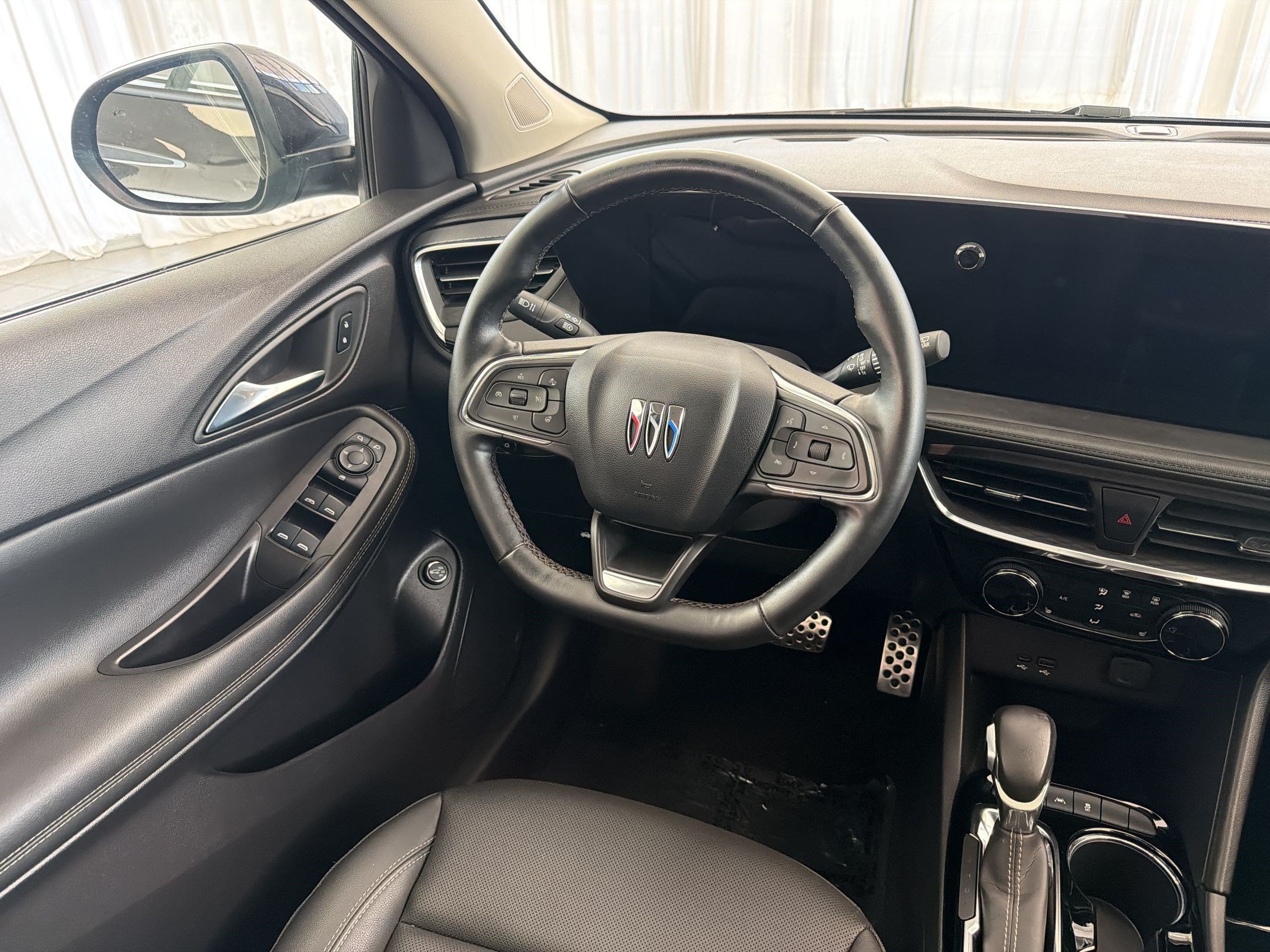 Used 2024 Buick Encore GX Sport Touring w/ Experience Buick Package FWD image 28
