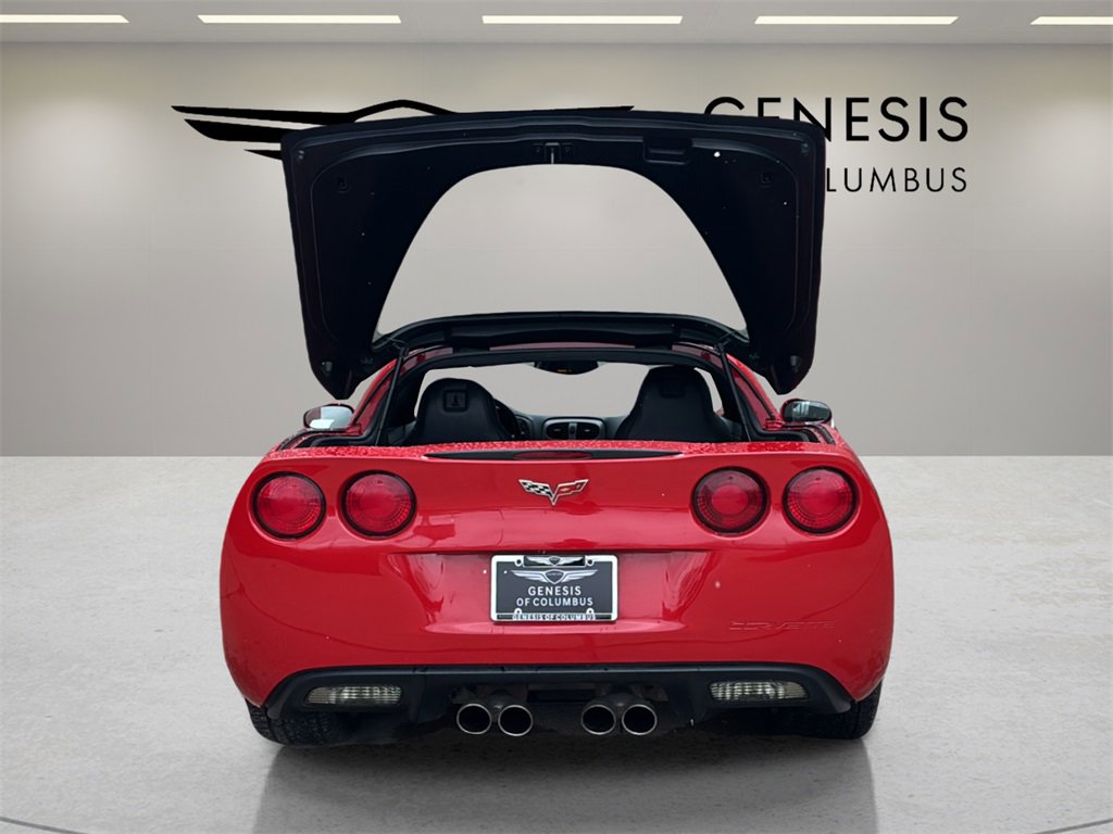 Used 2007 Chevrolet Corvette Coupe image 9