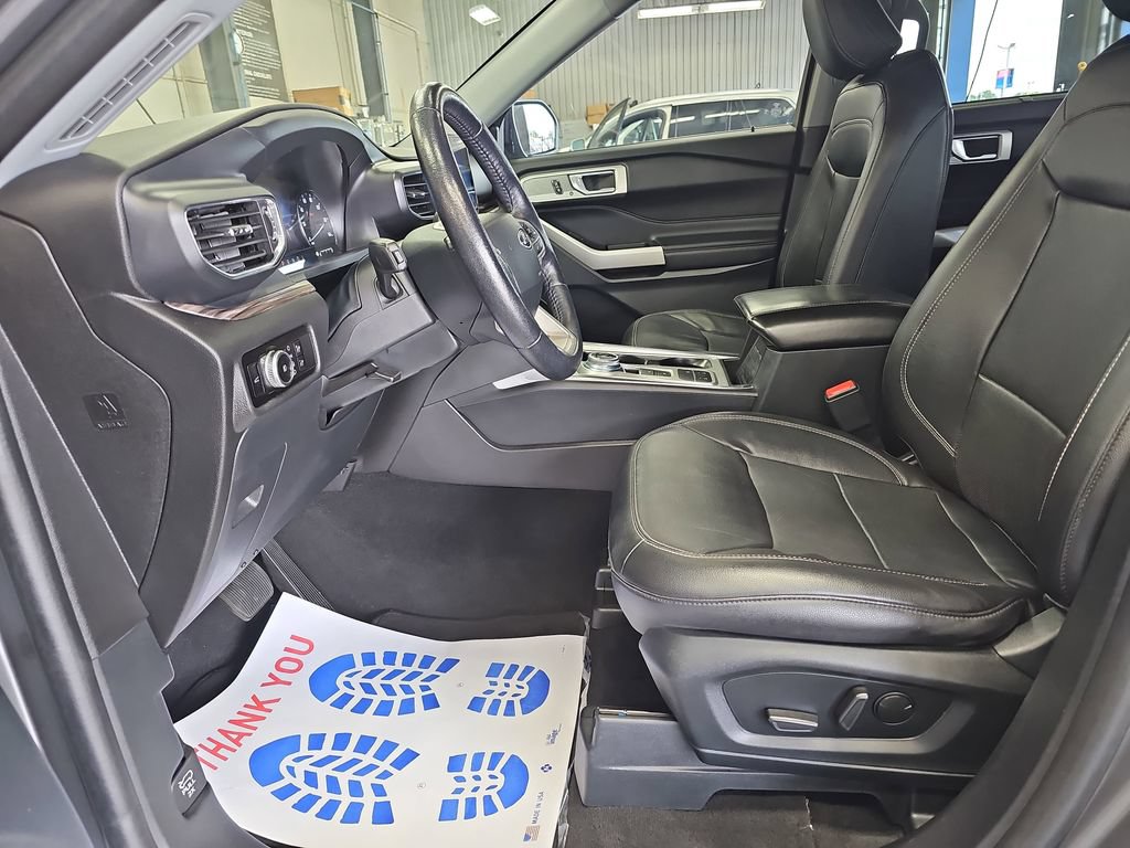 Used 2023 Ford Explorer Limited RWD image 14