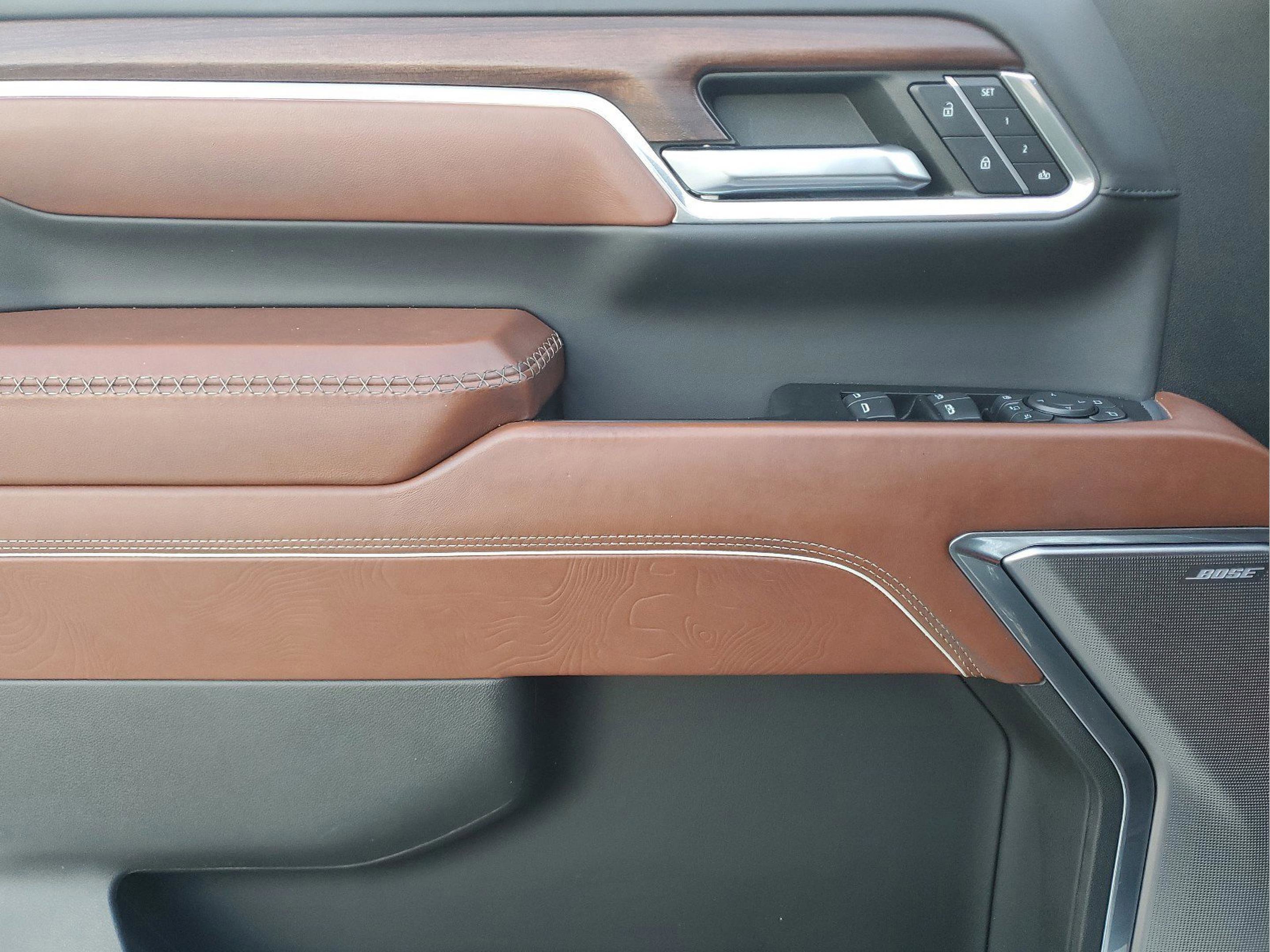 Used 2024 GMC Sierra 3500 Denali Ultimate image 12