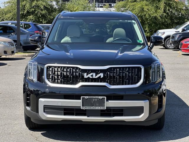 Used 2023 Kia Telluride EX w/ EX Captain's Chair Package AWD/4WD image 6