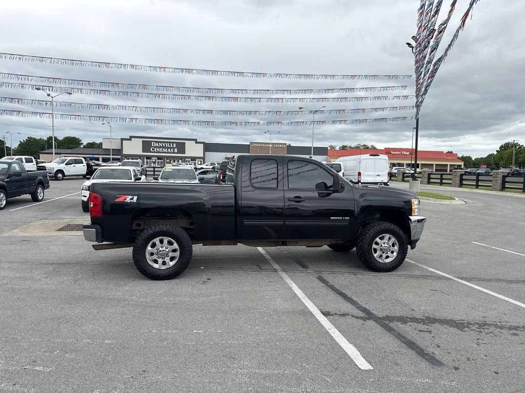 Used 2013 Chevrolet Silverado 2500 LT w/ Suspension Package, Off-Road AWD/4WD image 14