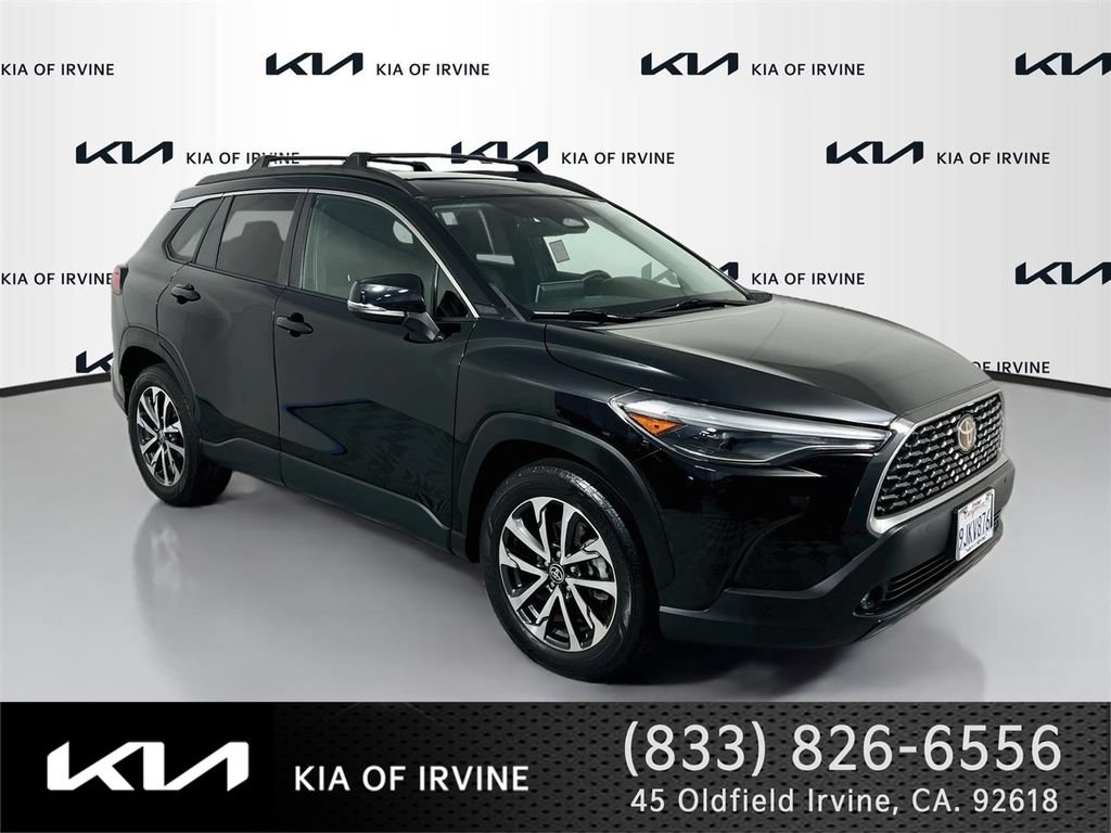 Used 2023 Toyota Corolla Cross XLE w/ Convenience Package