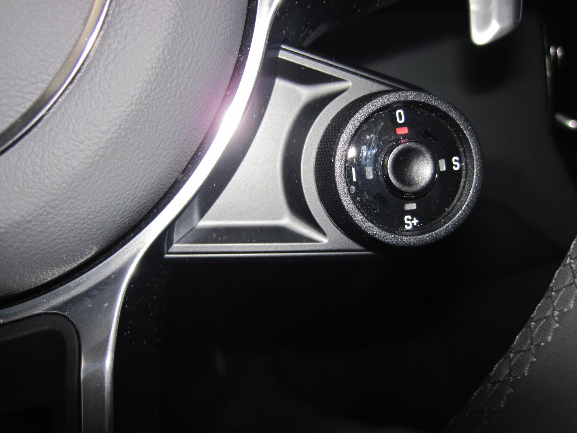 Used 2023 Porsche Cayenne Coupe image 17