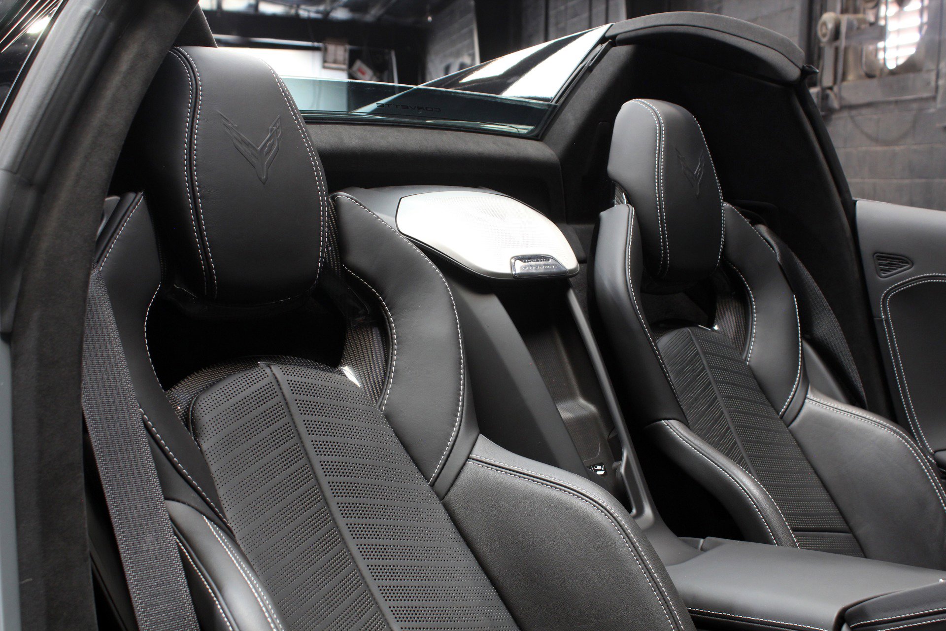 Used 2024 Chevrolet Corvette Stingray Premium Conv w/ Z51 Performance Package RWD image 51