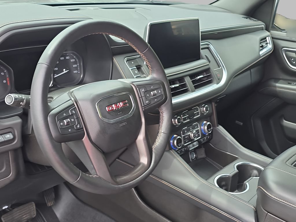 Used 2021 GMC Yukon XL AT4 w/ AT4 Premium Package AWD/4WD image 18