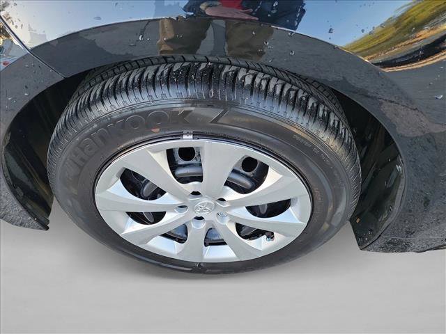 Used 2025 Toyota Corolla LE image 9