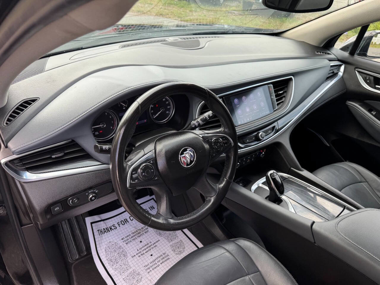 Used 2020 Buick Enclave Essence image 18