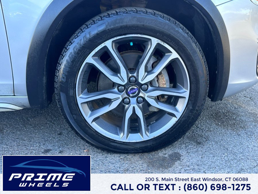 Used 2017 Volvo V60 T5 Cross Country Platinum w/ Climate Package AWD/4WD image 27