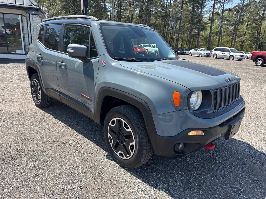 Used 2015 Jeep Renegade Trailhawk w/ Safety & Security Group I image 13