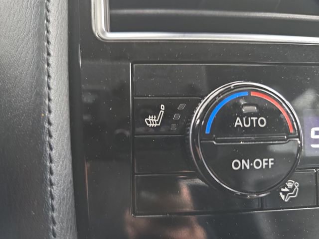 Used 2024 Nissan Armada SL w/ Captain's Chairs Package RWD image 35