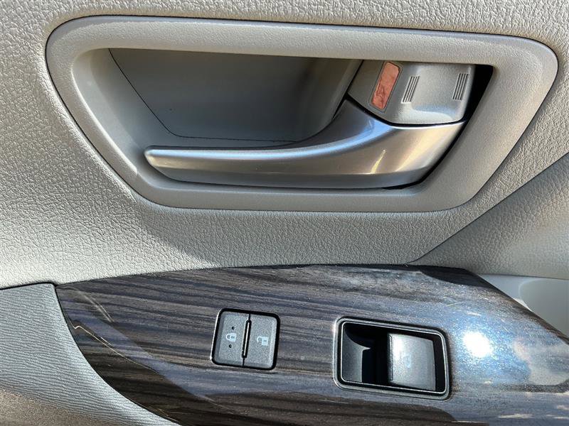 Used 2016 Toyota Sienna XLE w/ XLE Navigation Package image 36