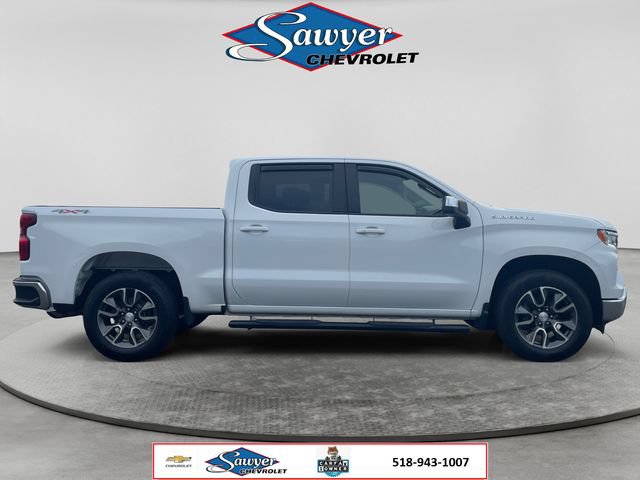 Used 2024 Chevrolet Silverado 1500 LT AWD/4WD image 6