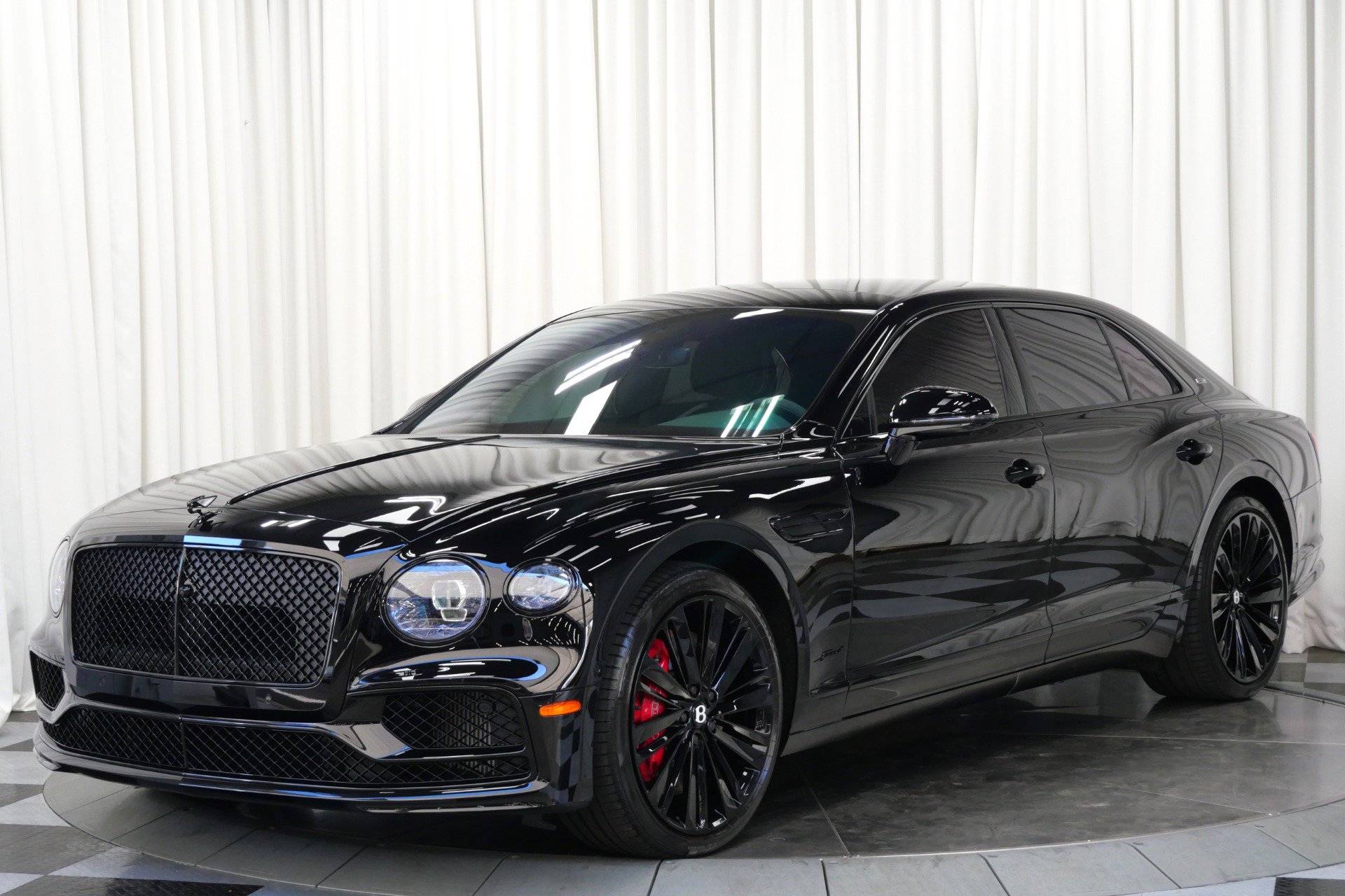 Used 2024 Bentley Flying Spur W12 image 5