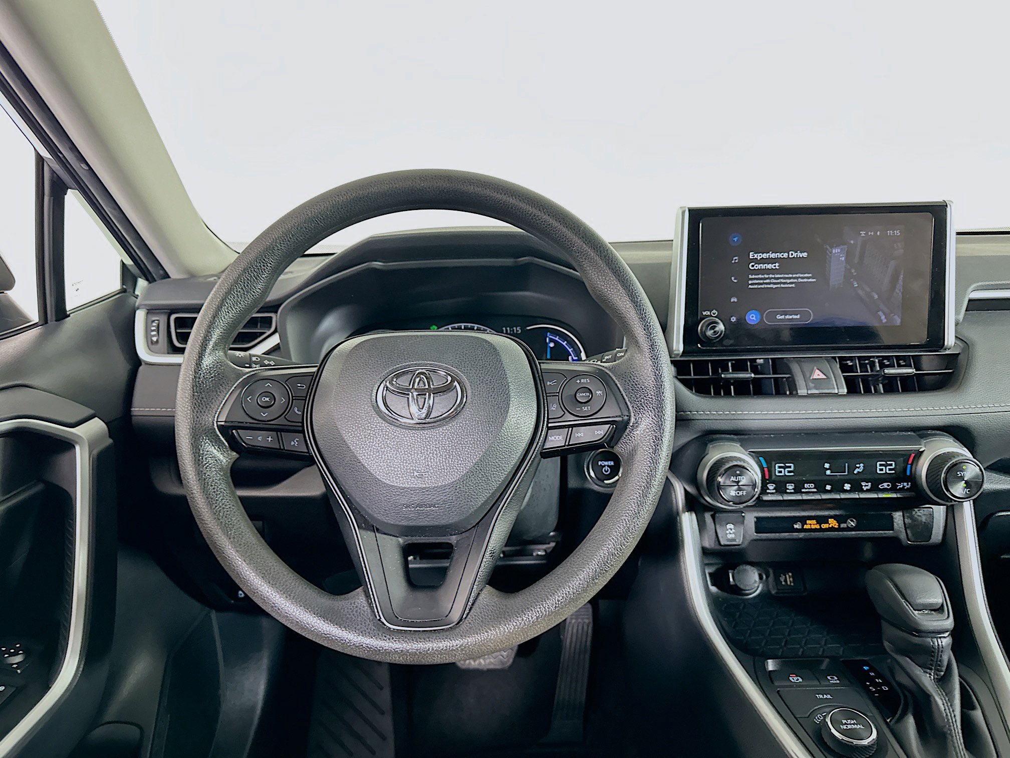 Used 2025 Toyota RAV4 XLE image 17