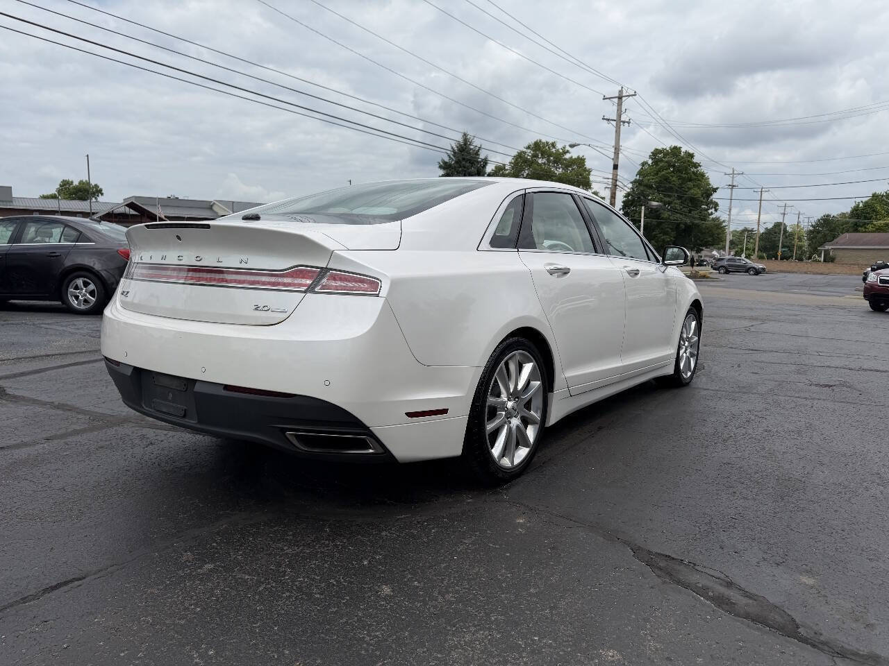 Used 2015 Lincoln MKZ w/ Equipment Group 102A Reserve FWD image 7