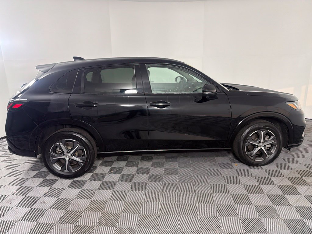 Used 2024 Honda HR-V EX-L image 9