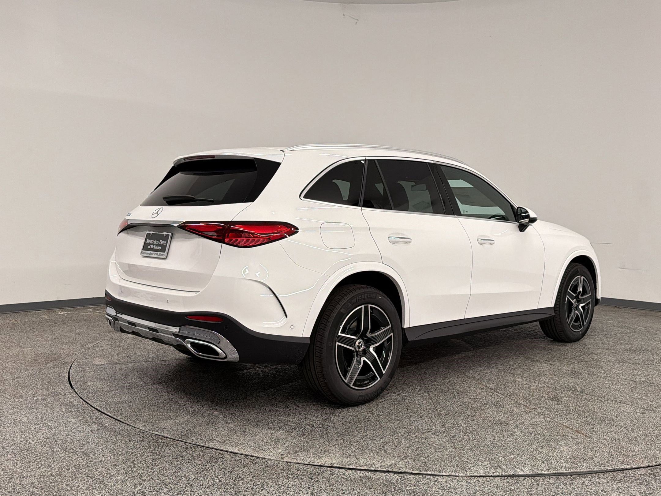 Used 2026 Mercedes-Benz GLC 300 image 9