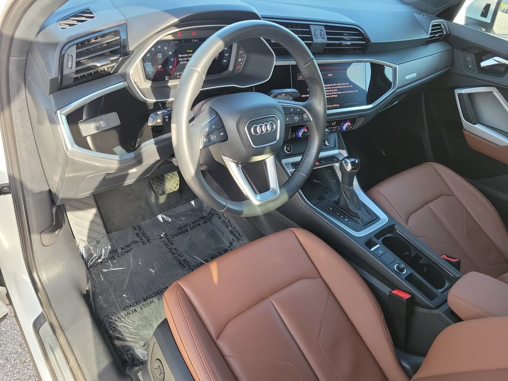 Used 2023 Audi Q3 2.0T Premium Plus AWD/4WD image 13