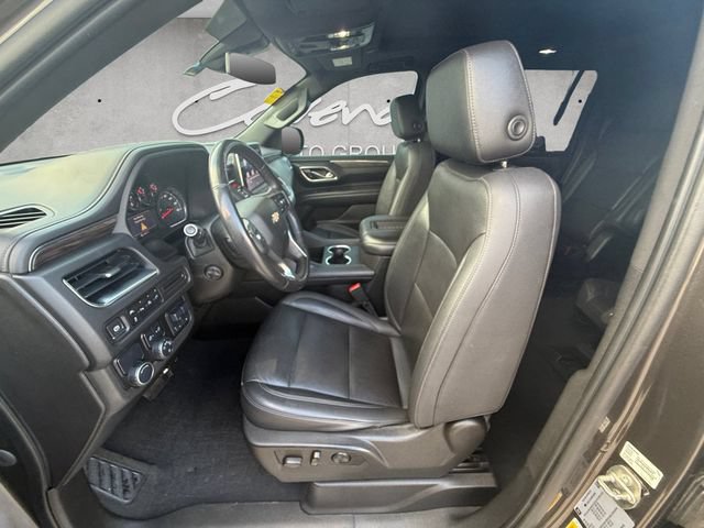 Used 2021 Chevrolet Suburban LT w/ LT Signature Package RWD image 19