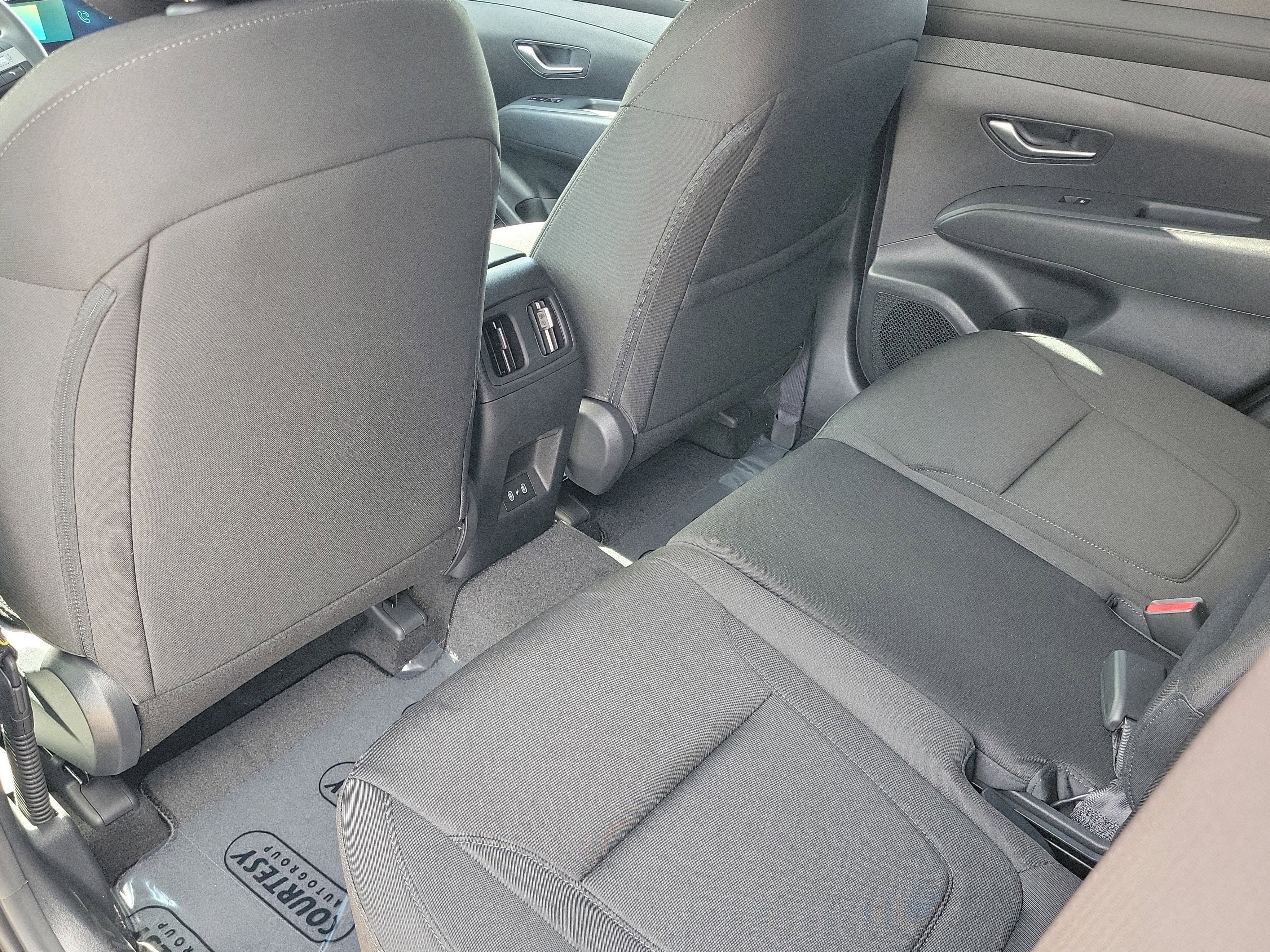 New 2026 Hyundai Tucson SEL image 13