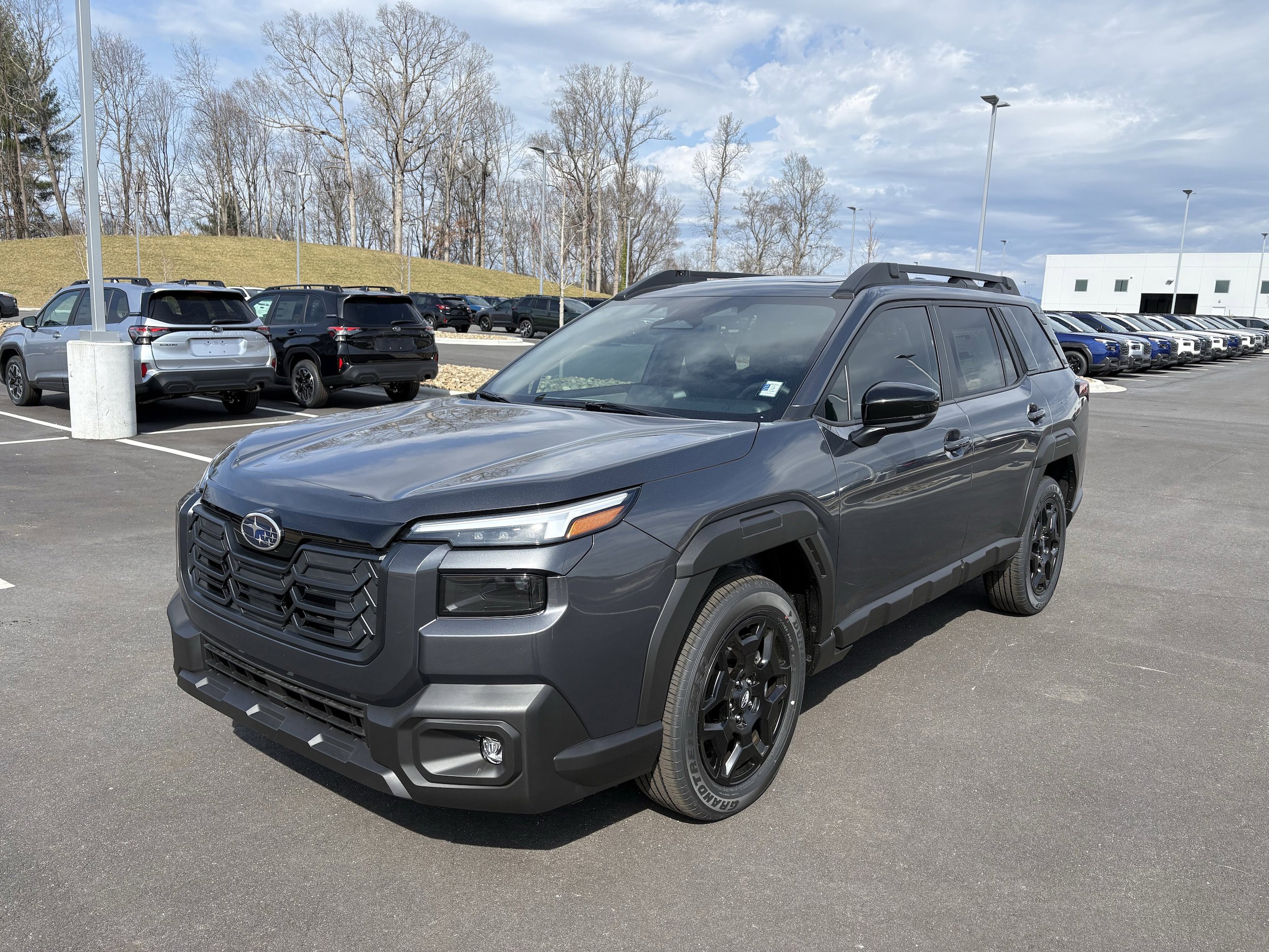 New 2026 Subaru Outback Limited w/ Premium/Limited Package AWD/4WD image 3